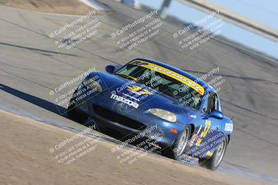 media/Oct-15-2023-CalClub SCCA (Sun) [[64237f672e]]/Group 4/Qualifying/